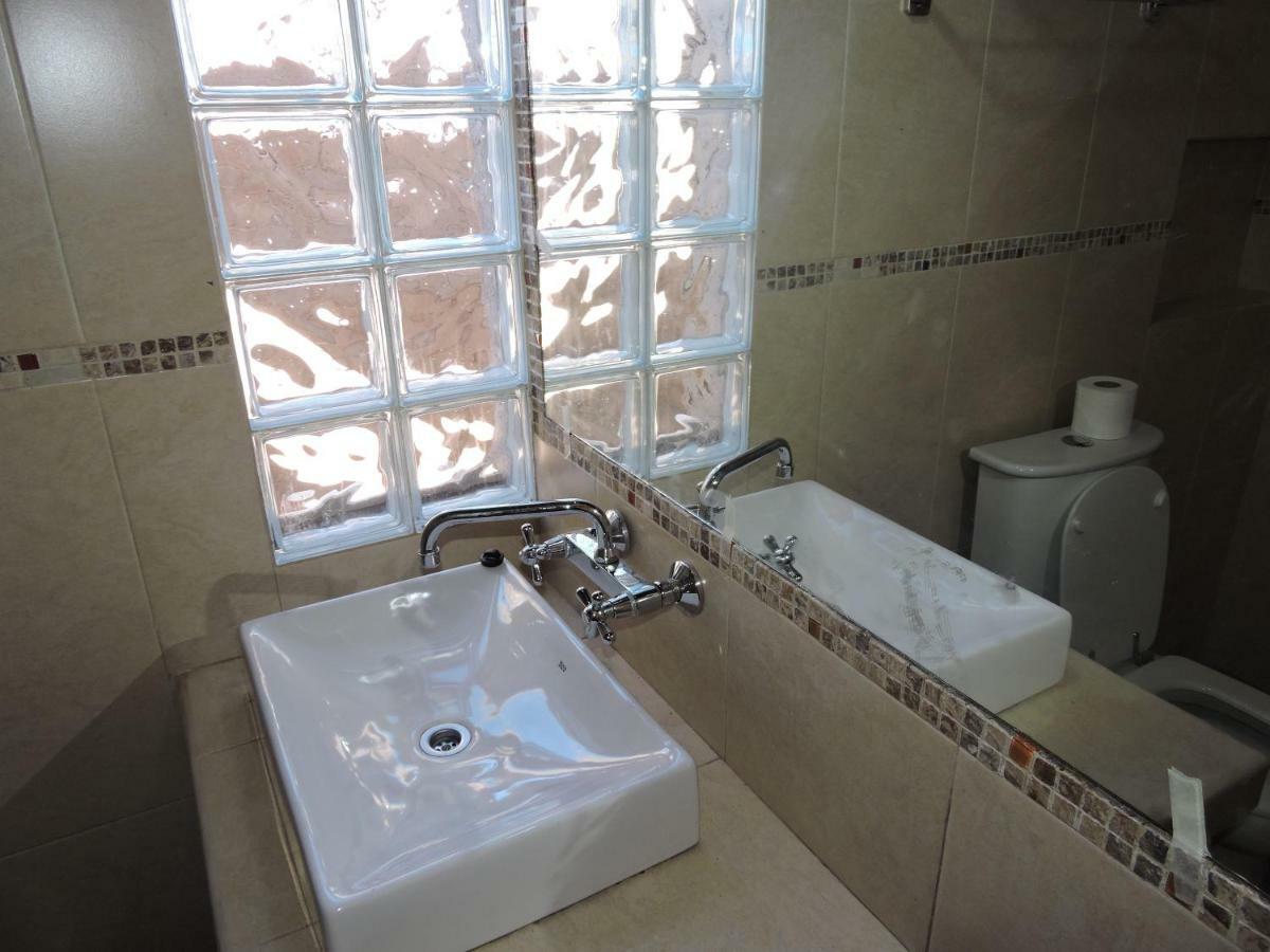 هوماهواكا Hostal Casa De Piedra الغرفة الصورة